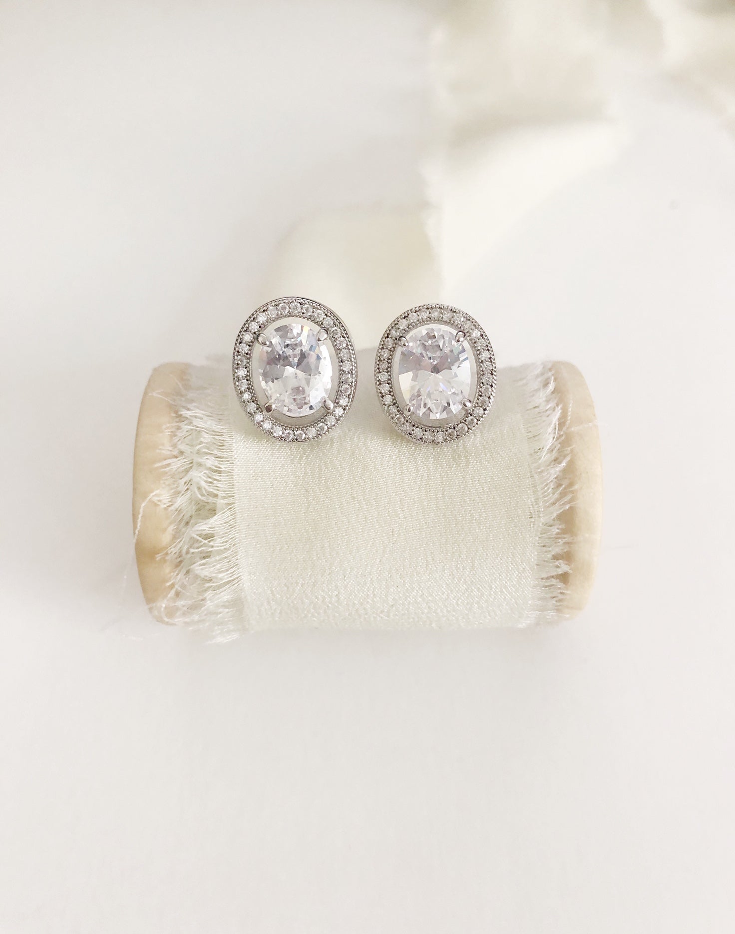 Selma Oval Diamond Stud Earrings