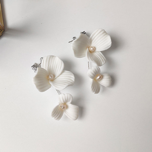 Gemma Pearl Ceramic Floral Drop Earrings