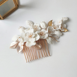 Vivian White Ceramic Floral Hair Comb