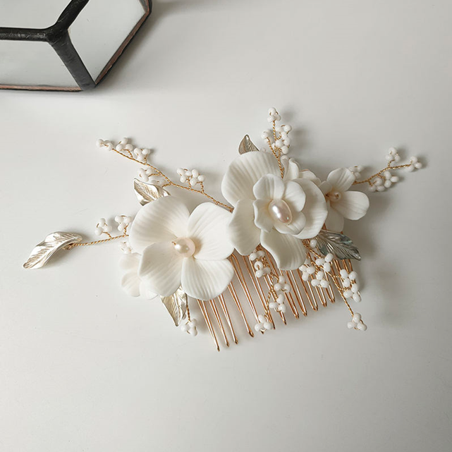 Simona Ceramic Pearl Floral Comb + Pins Set