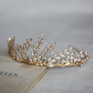 Reina Tiara Crown