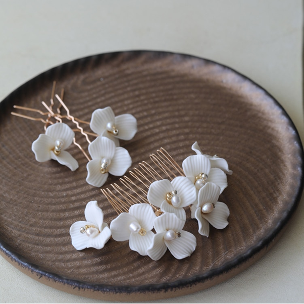 Calyn White Ceramic Floral Pearl Hair Pins