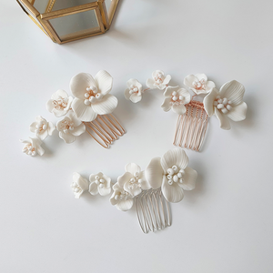 Aveira White Ceramic Floral Small Hair Comb