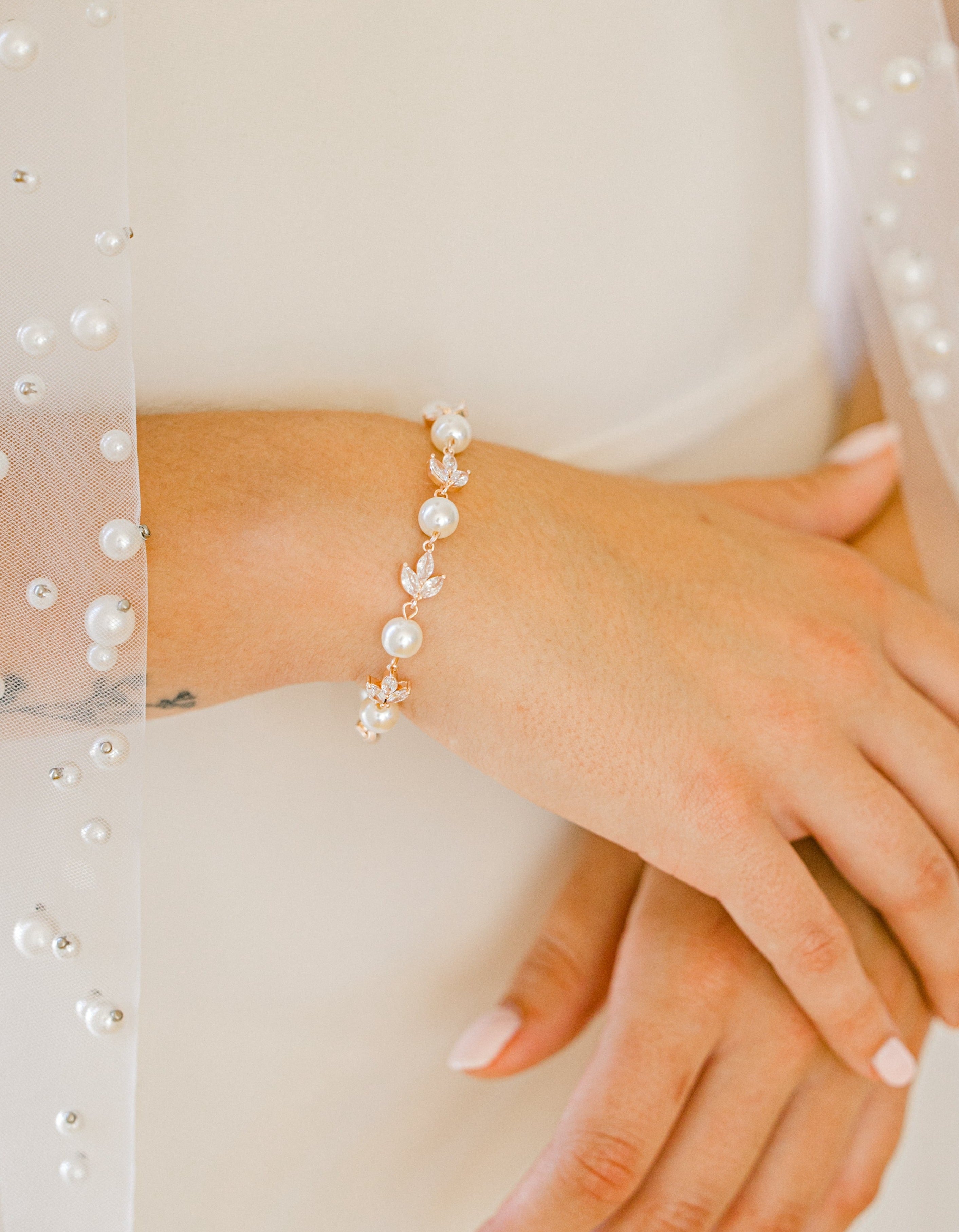 Jolie Pearl Bridal Bracelet
