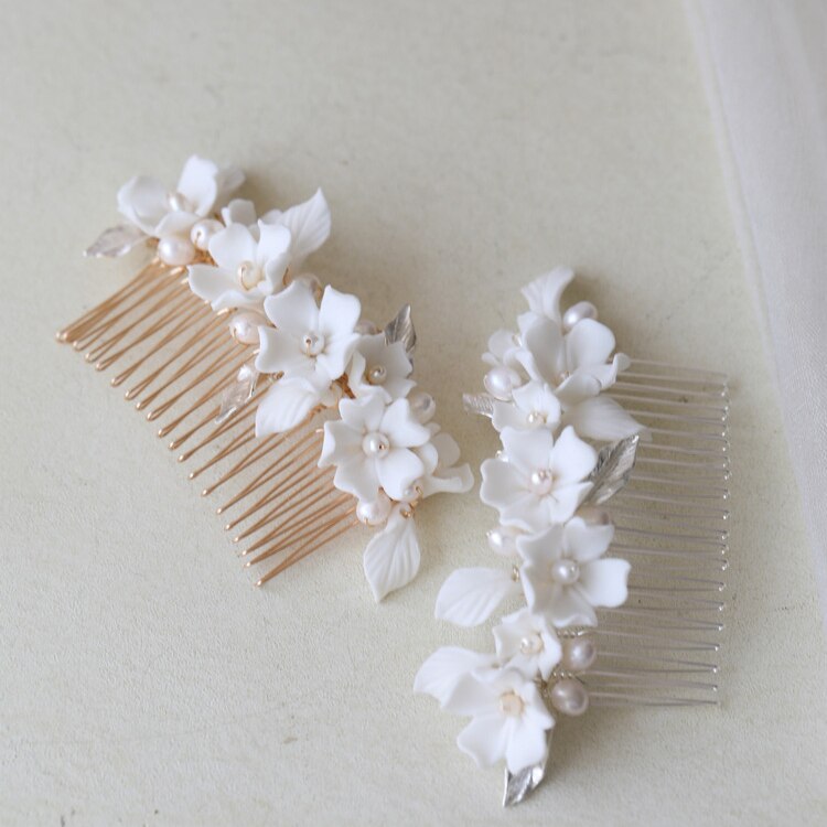 Aislyn White Ceramic Floral Pearl Hair Comb