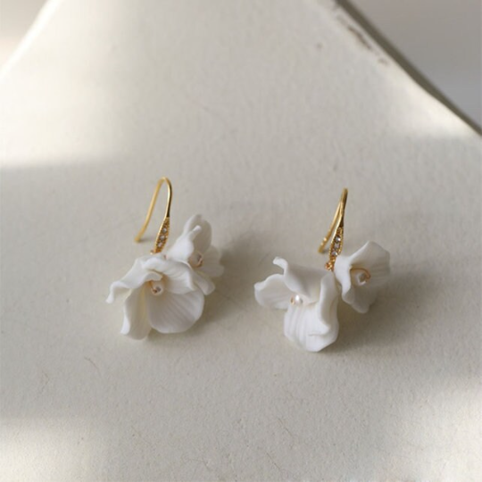 Miela Ceramic Floral Freshwater Pearl Earrings