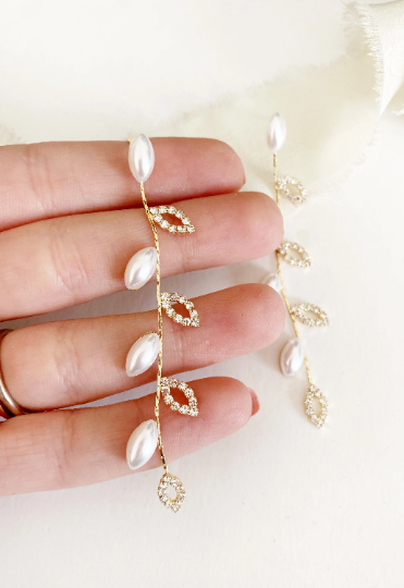 Misina Pearl Leaf Earrings