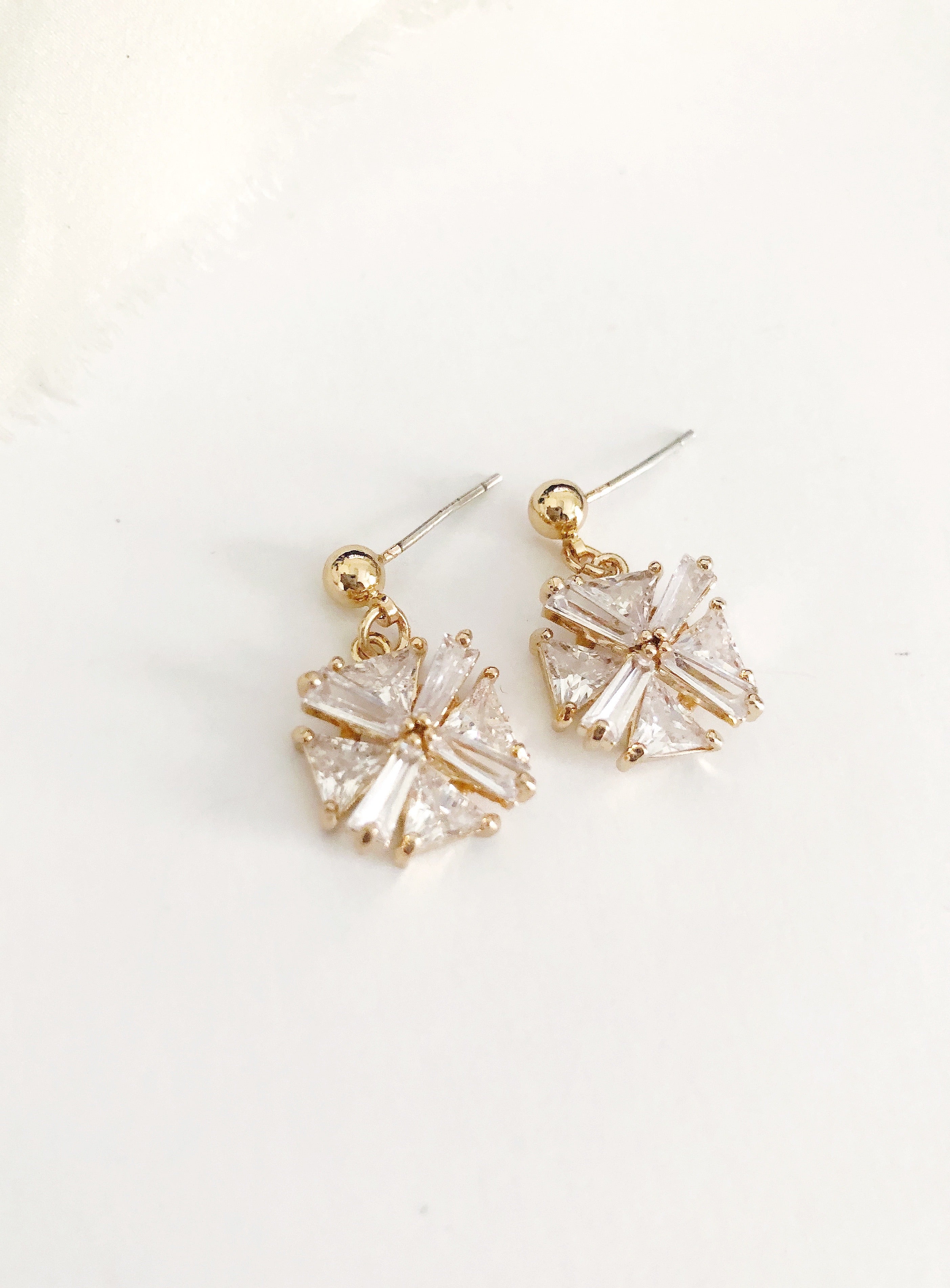 Janey Gold  Simple Wedding Earrings