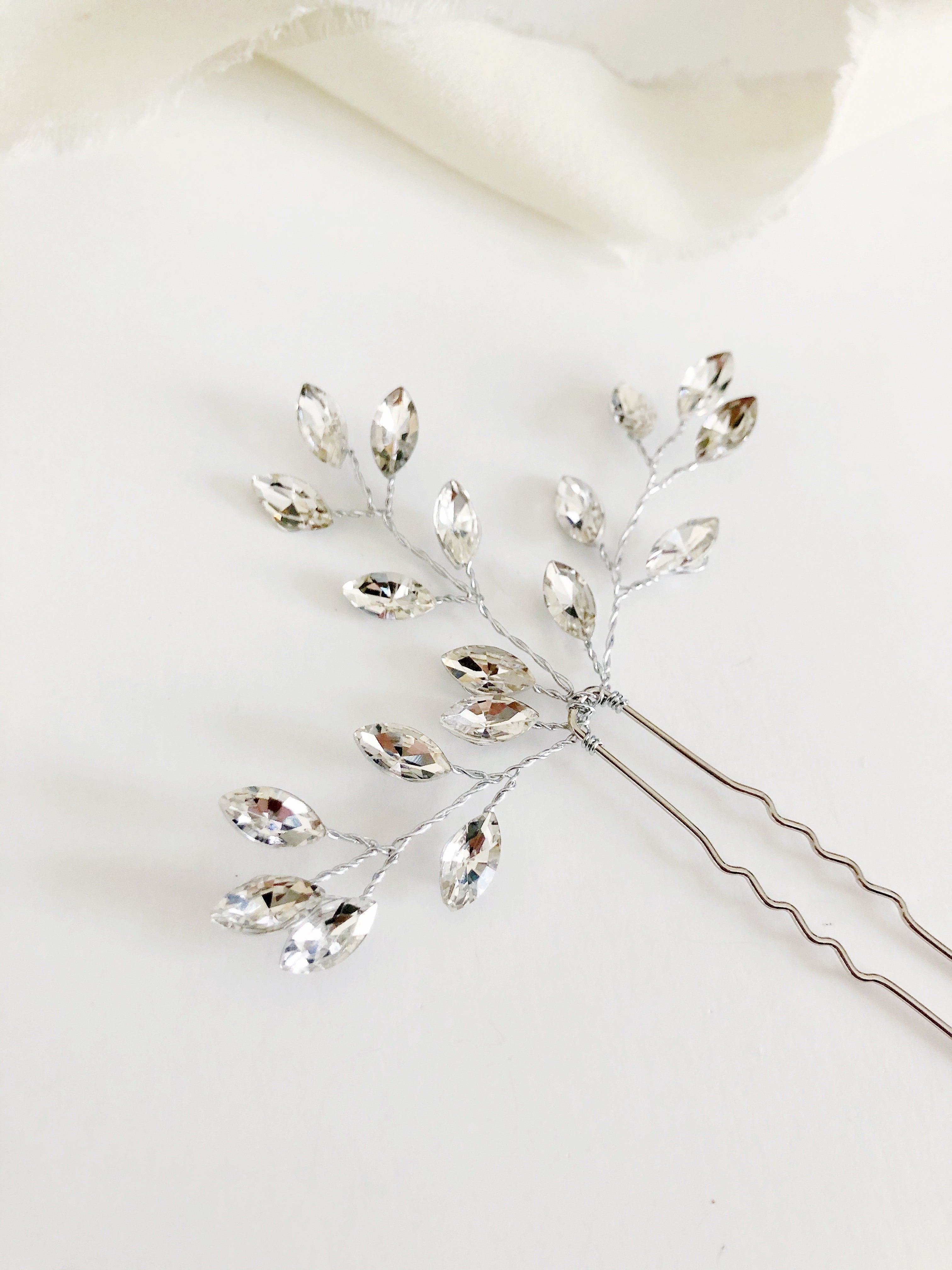 Silver Diamond Simple Hair Pins