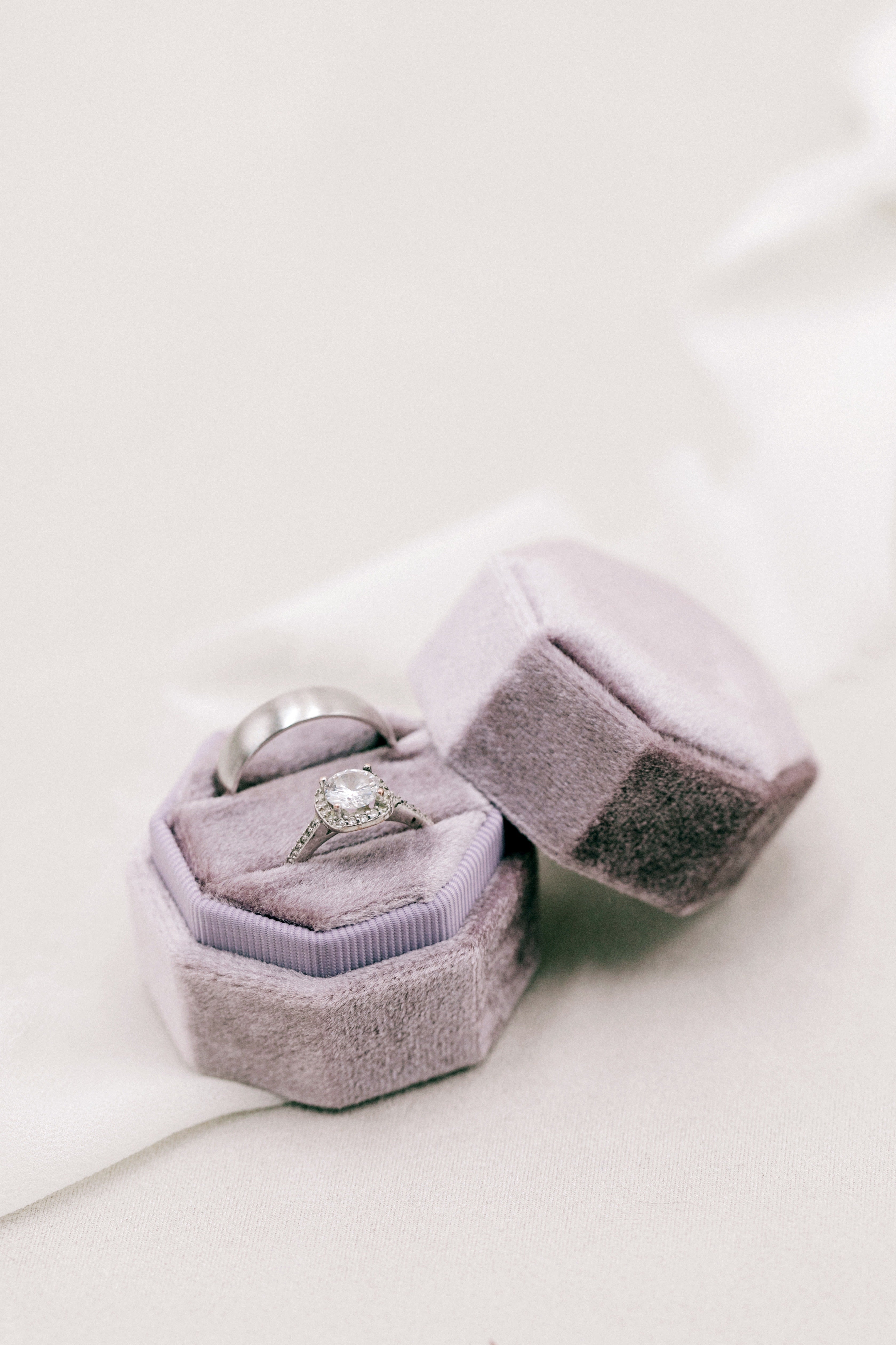 Mauve Light Purple Velvet Round Octagon Ring Box